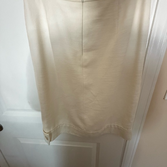 MaxMara Ivory Textured Garment - Picture 8 of 12